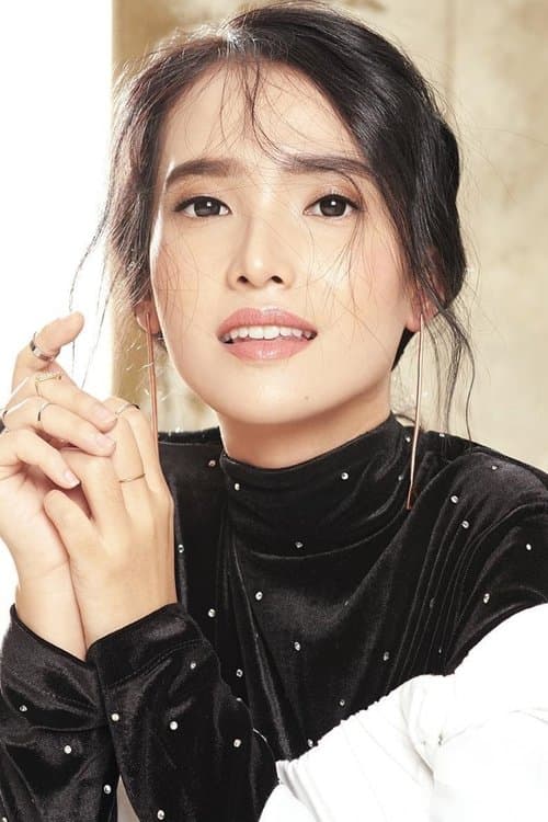 Adila Fitri image