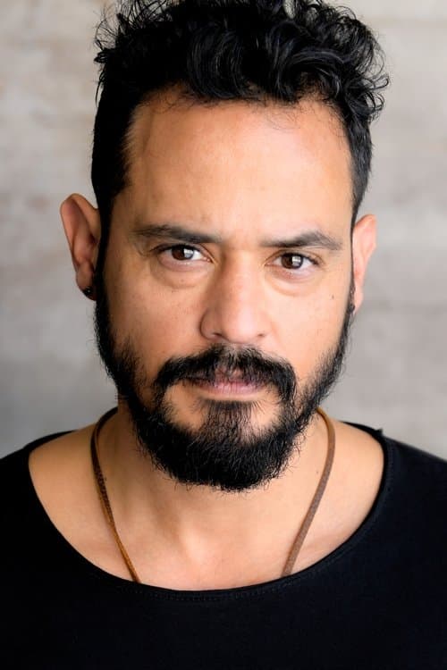 Adrian Quiñonez image
