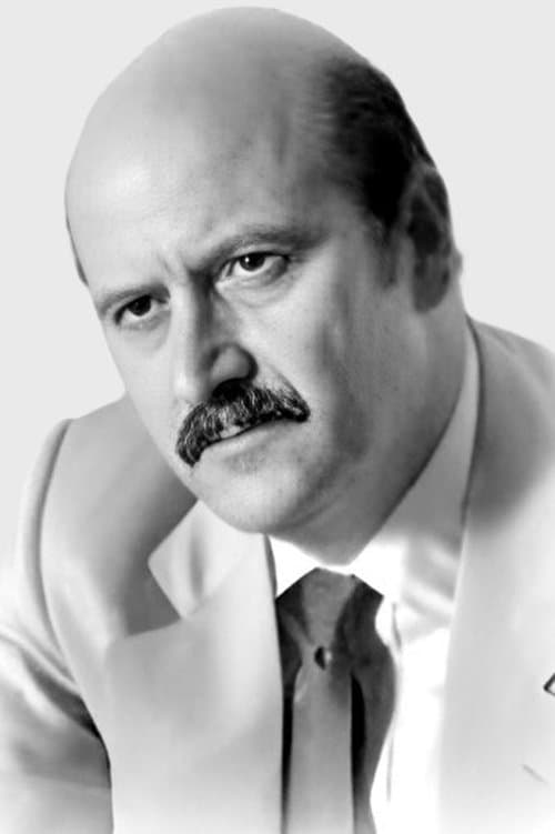 Agustín González image