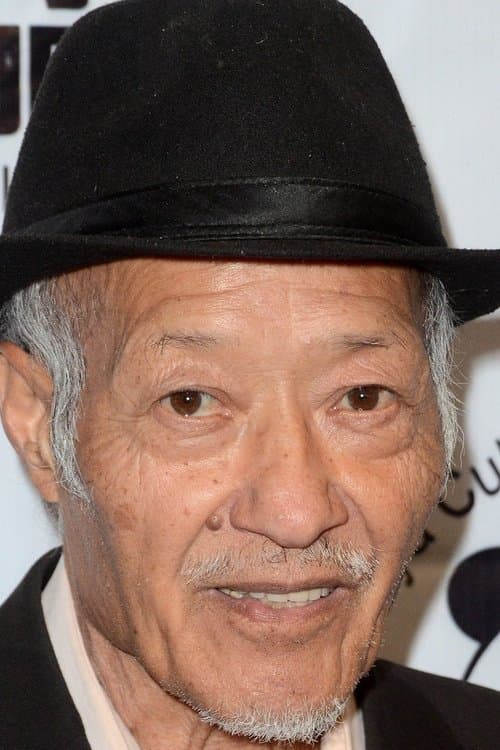 Aki Aleong image