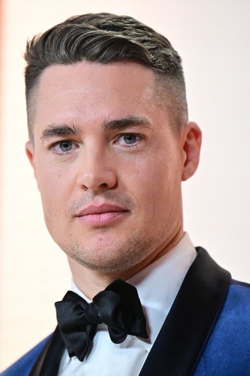 Alexander Dreymon image