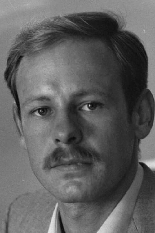 Alexander Waechter image