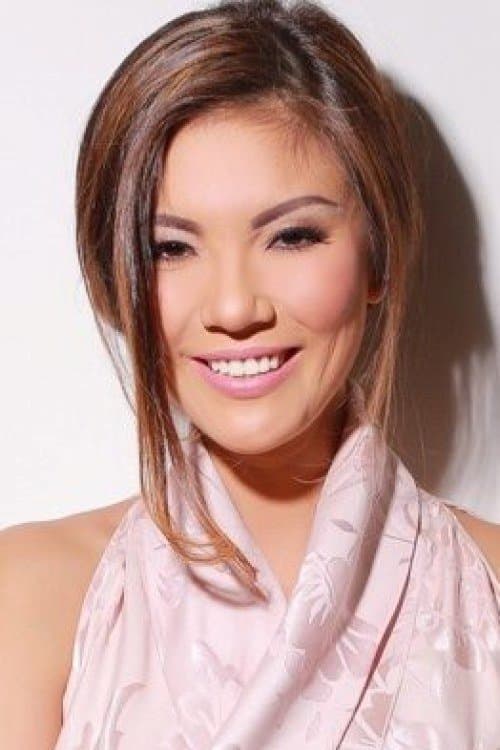 Aline Adita image
