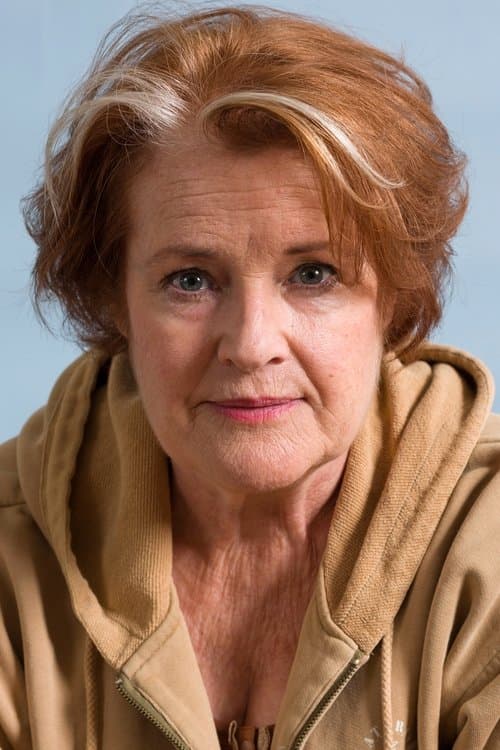 Amanda Carlin image