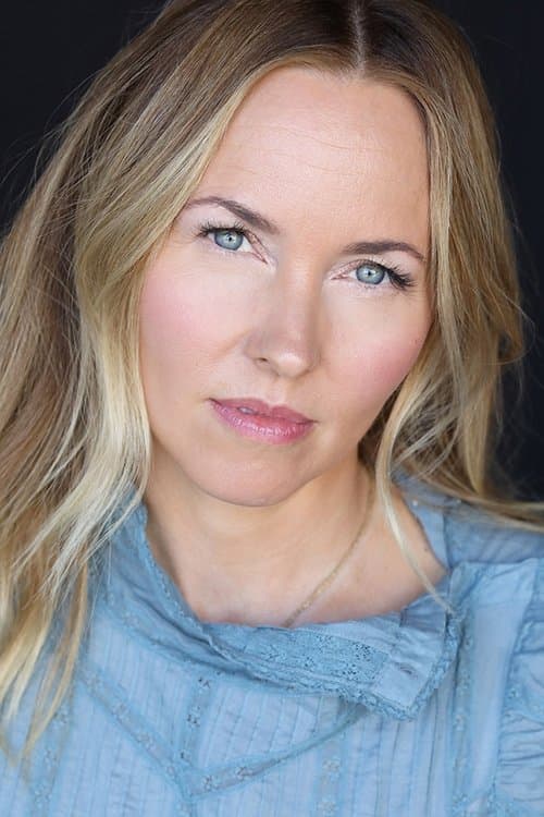 Amy Hathaway image