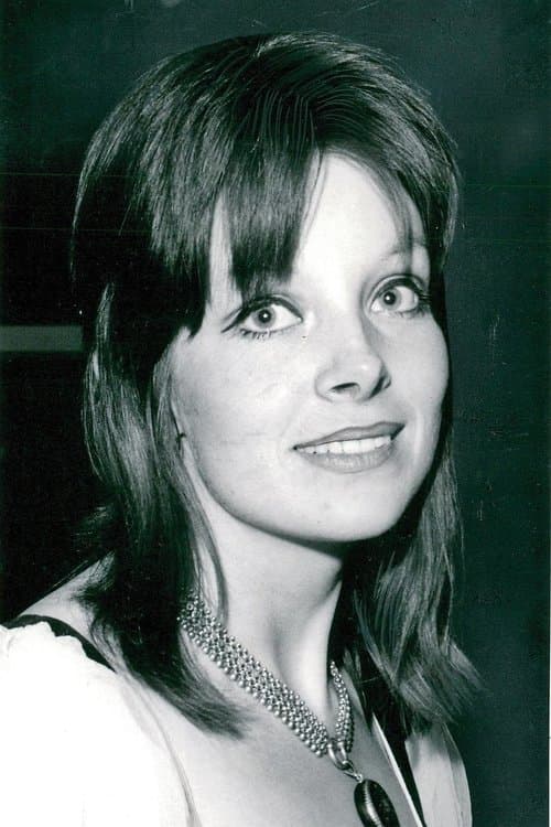 Anna Calder-Marshall image