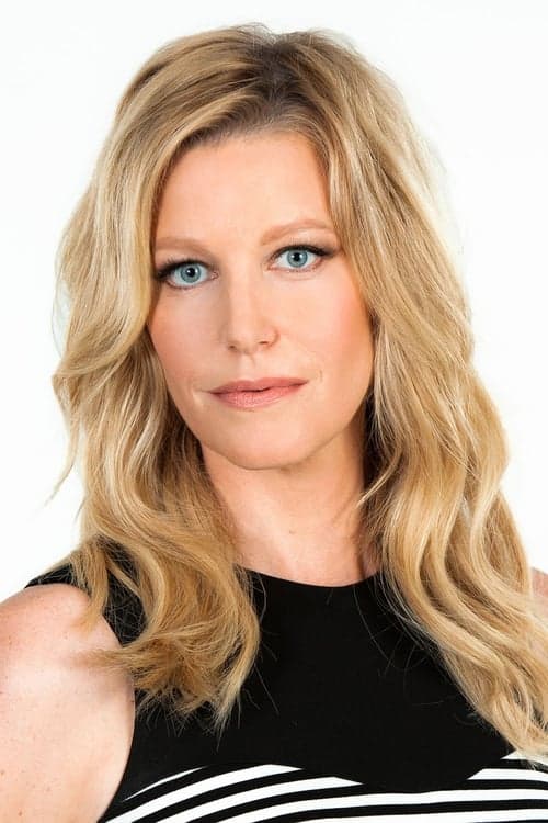 Anna Gunn image