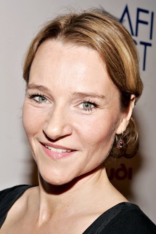 Annika Hallin image