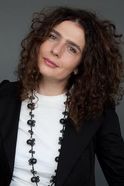 Arsinée Khanjian image