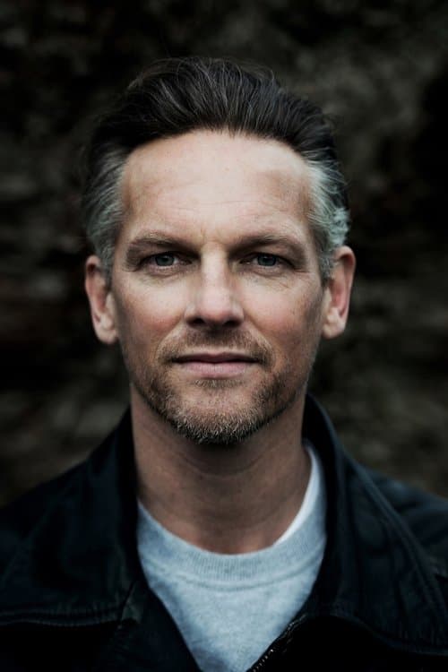 Barry Atsma image