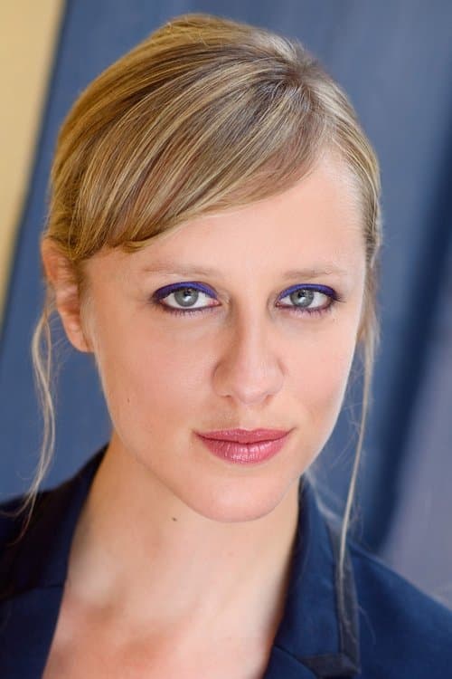 Betsy Holt image