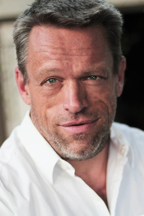 Brian Thompson image