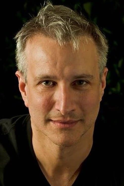 Bronson Pinchot image