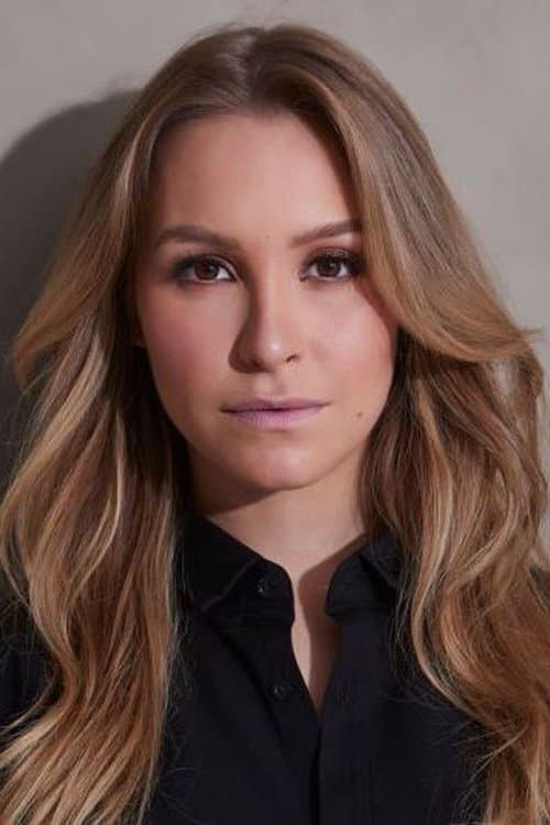 Carla Diaz image