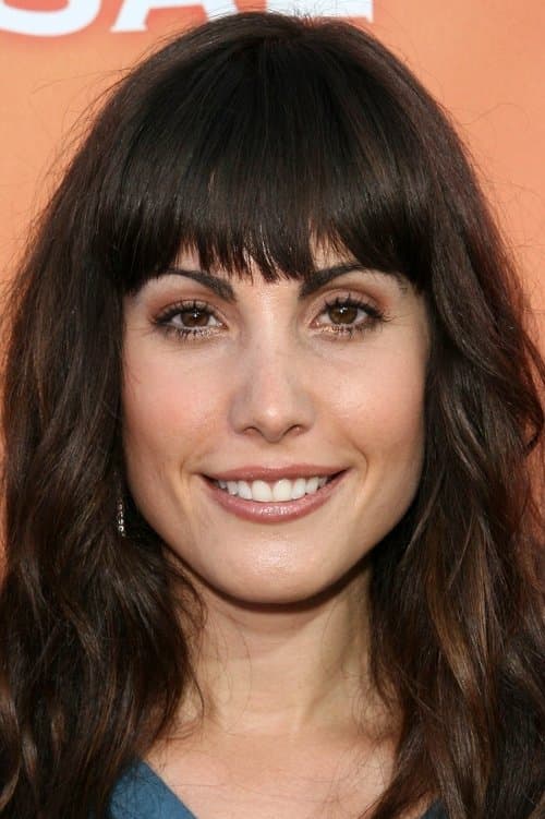 Carly Pope image