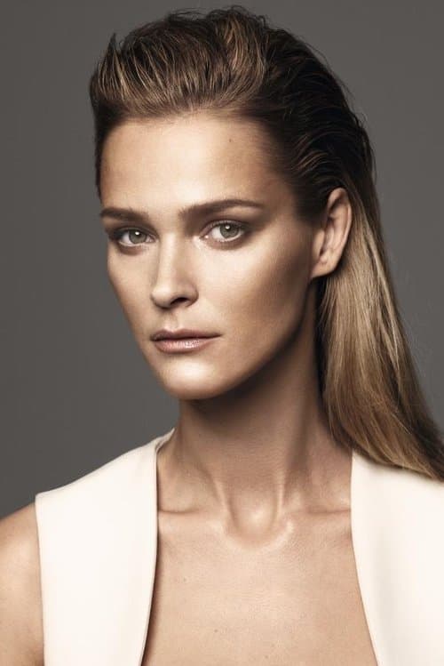 Carmen Kass image