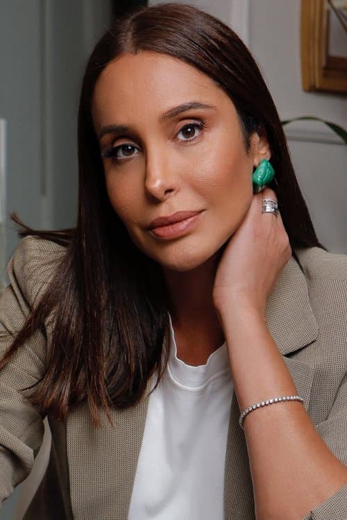 Carol Marra image