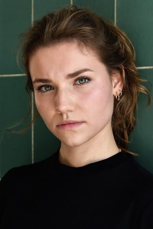 Carolin Garnier image