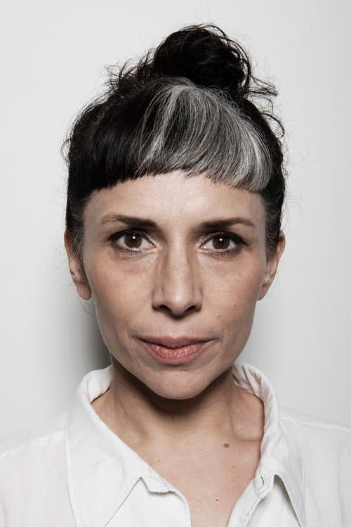 Caroline Gay image