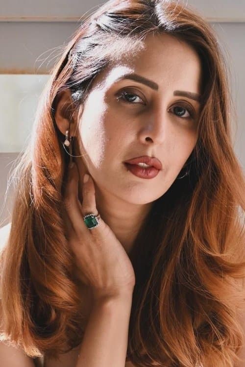Chahat Khanna image