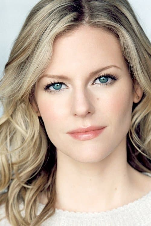 Chelsey Crisp image