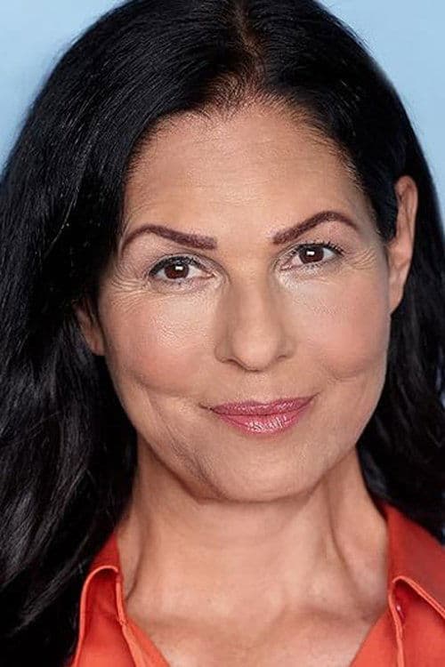 Cheryl De Luca image