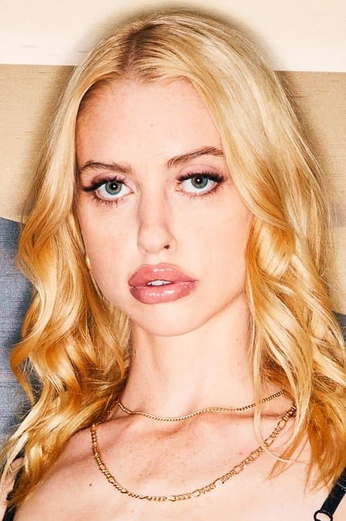 Chloe Cherry image
