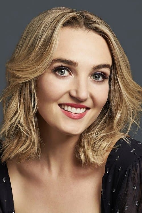 Chloe Fineman image