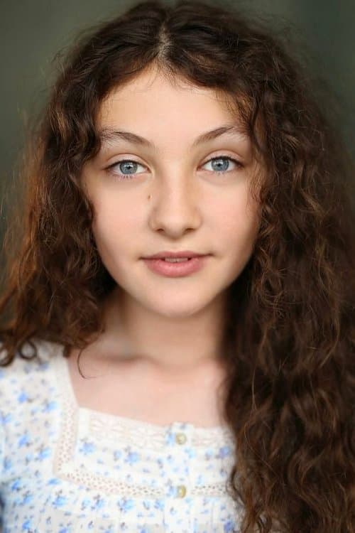 Chloe Raphael image