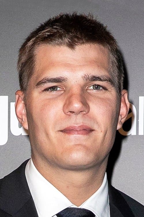 Chris Zylka image