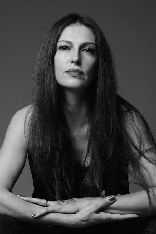 Cláudia Clemente image