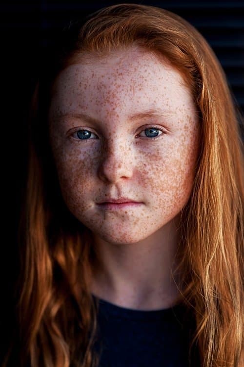 Daisy Axon image