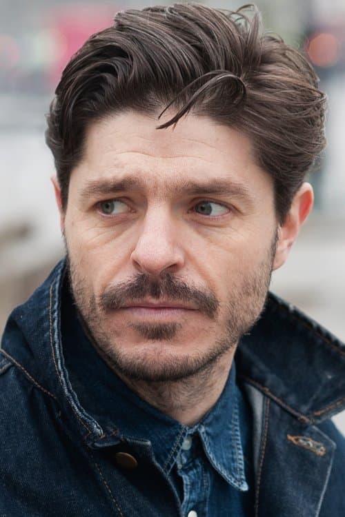 Photo of Damián John Harper