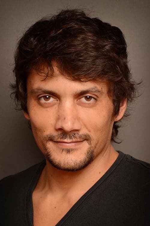 Daniel Holguín image