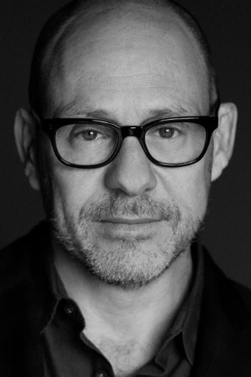 Photo of Daniel Sackheim