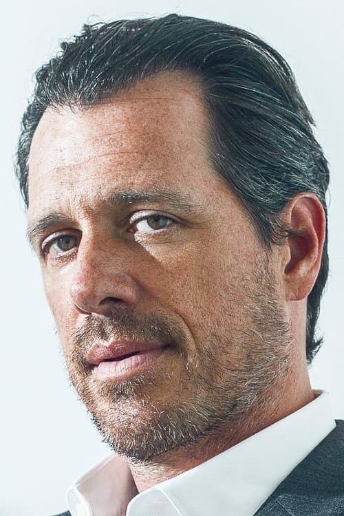Darren Pettie image