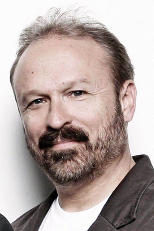 Daryl Stuermer image