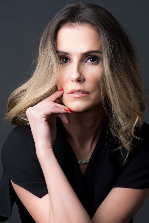 Deborah Secco image
