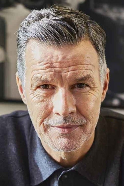Des Hamilton image