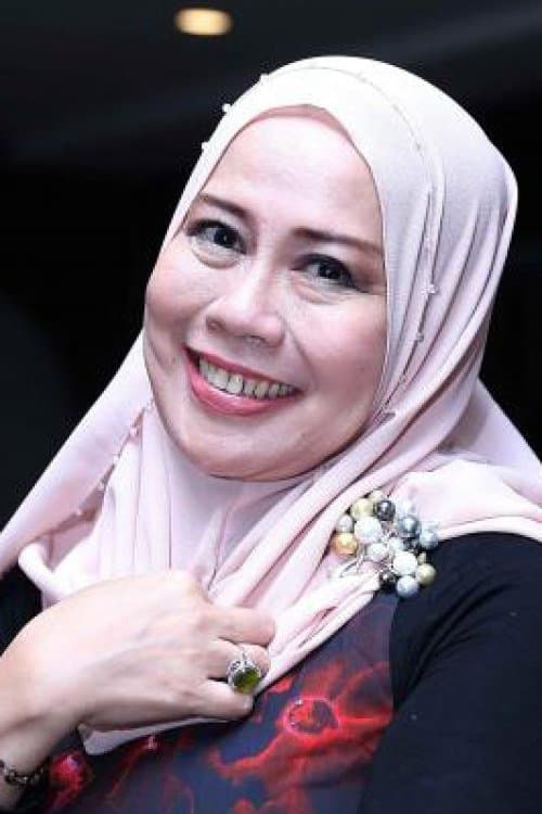 Dewi Yull image