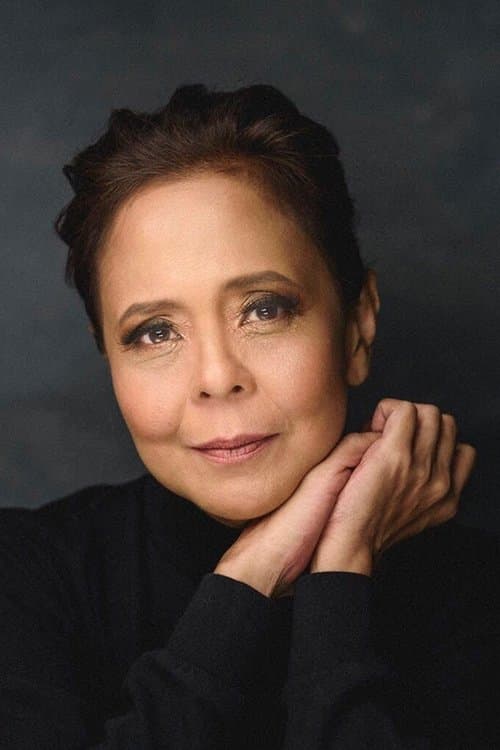 Dolly de Leon image