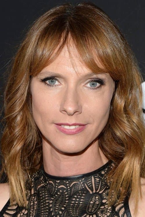Dolly Wells image