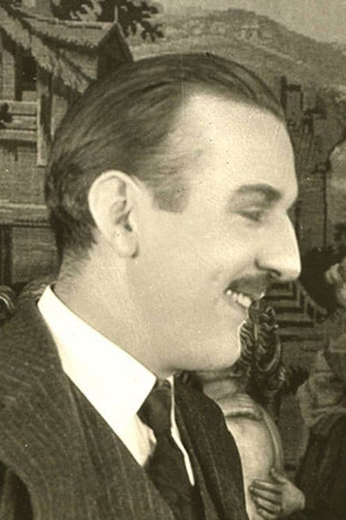 Donald MacDonald image