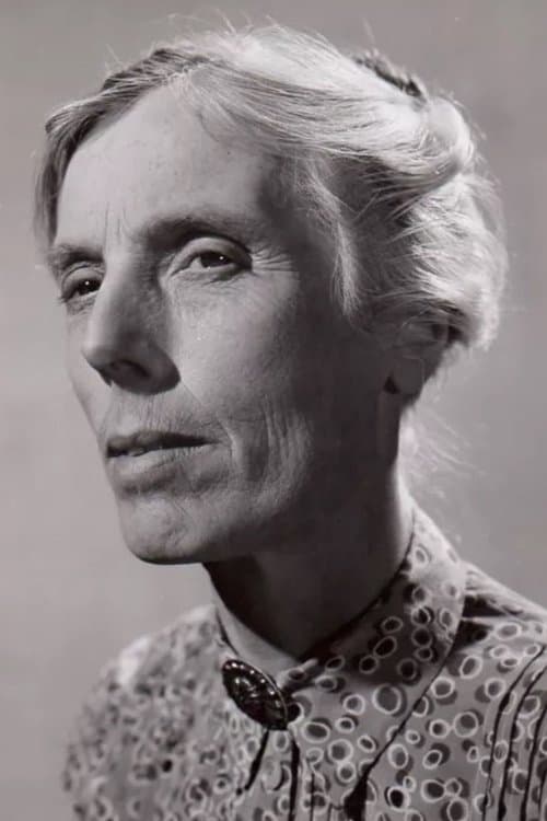 Eily Malyon image