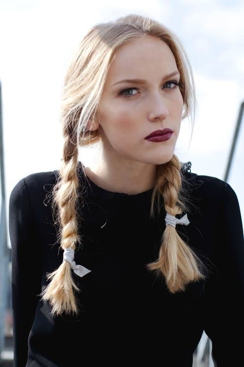Elina Loukas image