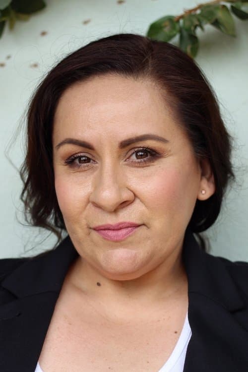 Elizabeth Alvarez image