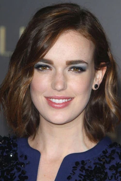 Elizabeth Henstridge image
