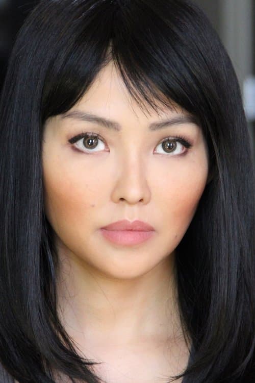 Elizabeth Tan image