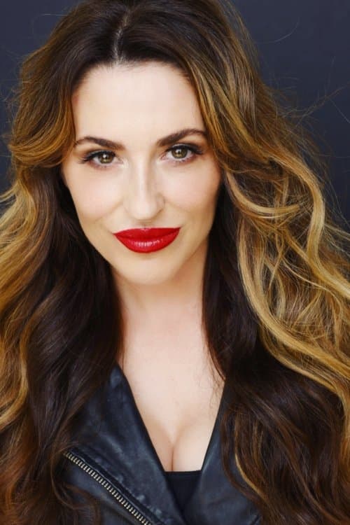 Elle Newlands image