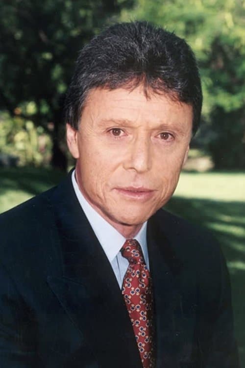 Enrique Novi image